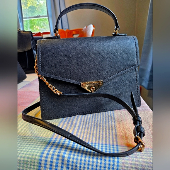 Michael Kors Purse - Picture 1 of 3